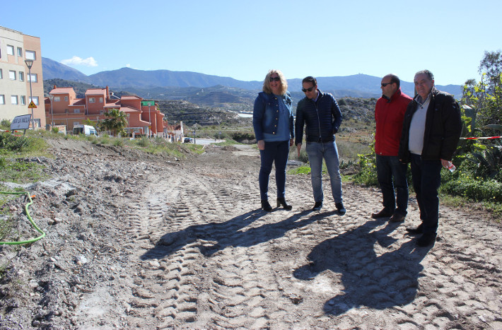 La urbanizaci�n de San Nicol�s, en La Nacla, dispondr� de red de saneamiento y de abastecimiento